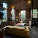 Bahnhofsromantik Trifft Luxus - Alter Bahnhof Von Appartement *