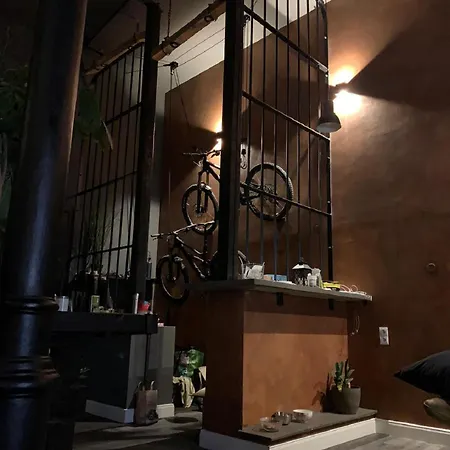 Bahnhofsromantik Trifft Luxus - Alter Bahnhof Von Apartment