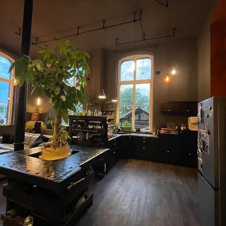 Bahnhofsromantik Trifft Luxus - Alter Bahnhof Von Apartment *