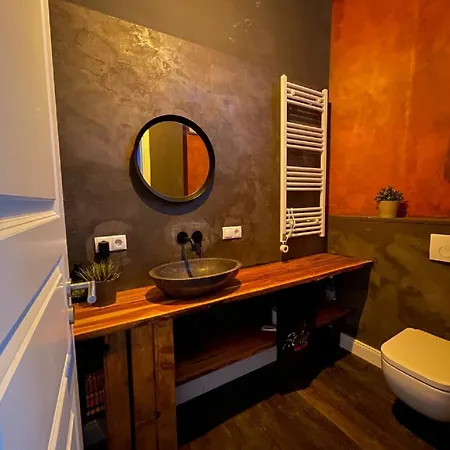 Bahnhofsromantik Trifft Luxus - Alter Bahnhof Von *