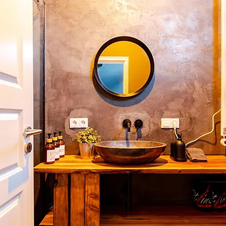 Bahnhofsromantik Trifft Luxus - Alter Bahnhof Von * Kruft