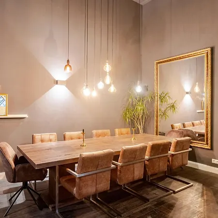 Bahnhofsromantik Trifft Luxus - Alter Bahnhof Von * Kruft