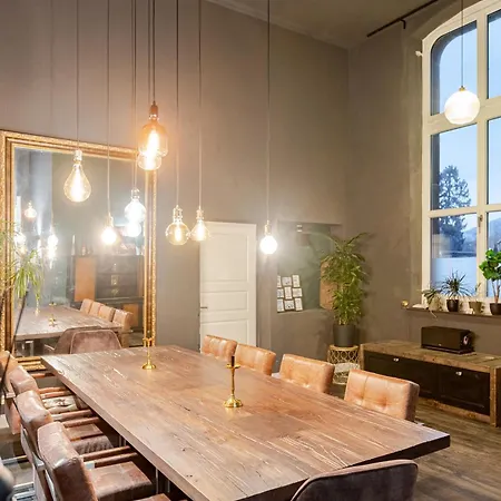 Bahnhofsromantik Trifft Luxus - Alter Bahnhof Von Apartment