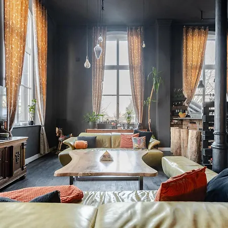 Apartment Bahnhofsromantik Trifft Luxus - Alter Bahnhof Von Kruft