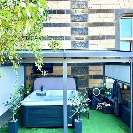 Bahnhofsromantik Trifft Luxus - Alter Bahnhof Von * Kruft