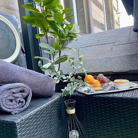 Bahnhofsromantik Trifft Luxus - Alter Bahnhof Von Apartment