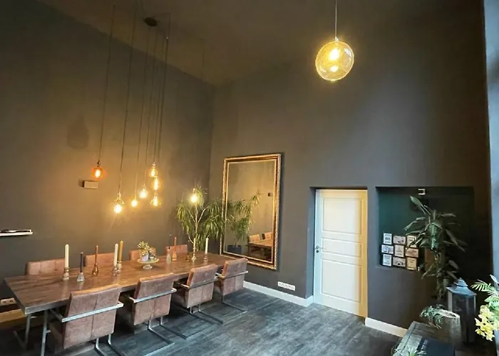 Bahnhofsromantik Trifft Luxus - Alter Bahnhof Von דירה *