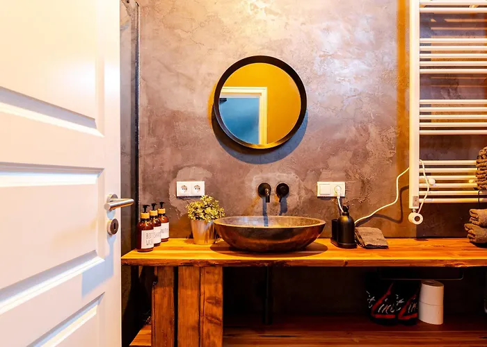 Bahnhofsromantik Trifft Luxus - Alter Bahnhof Von * Kruft