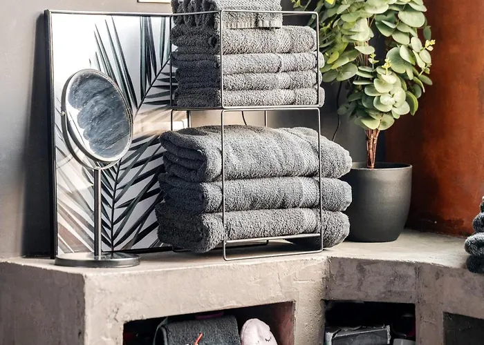 Bahnhofsromantik Trifft Luxus - Alter Bahnhof Von * Kruft