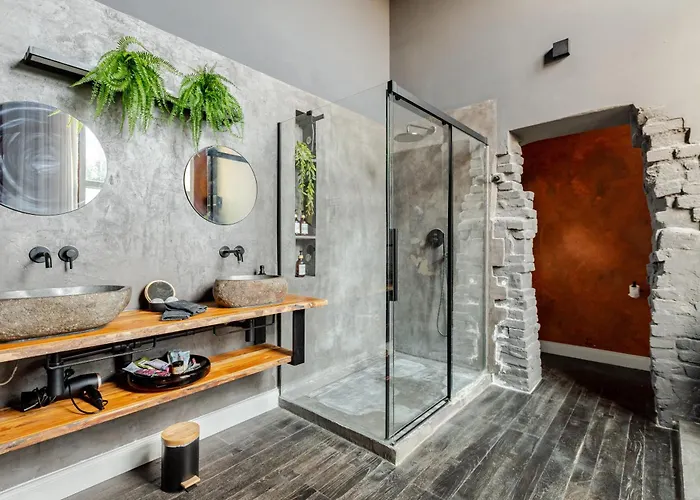 Bahnhofsromantik Trifft Luxus - Alter Bahnhof Von * Kruft