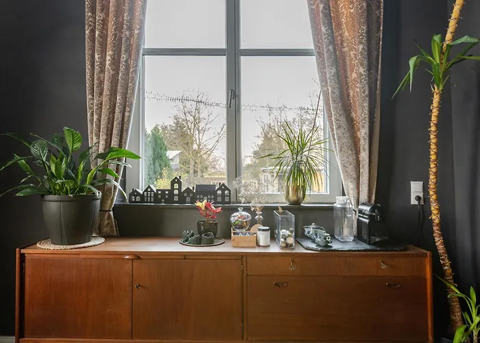 Bahnhofsromantik Trifft Luxus - Alter Bahnhof Von *