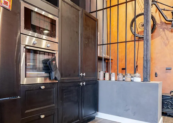 Bahnhofsromantik Trifft Luxus - Alter Bahnhof Von *