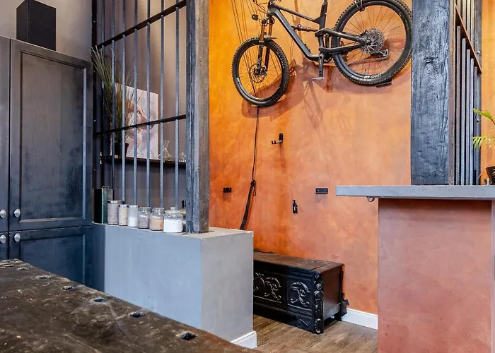 Bahnhofsromantik Trifft Luxus - Alter Bahnhof Von